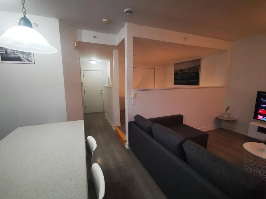 Ferienwohnung Lovely Studio In Longueuil, Near Downtown Montreal Exterior foto